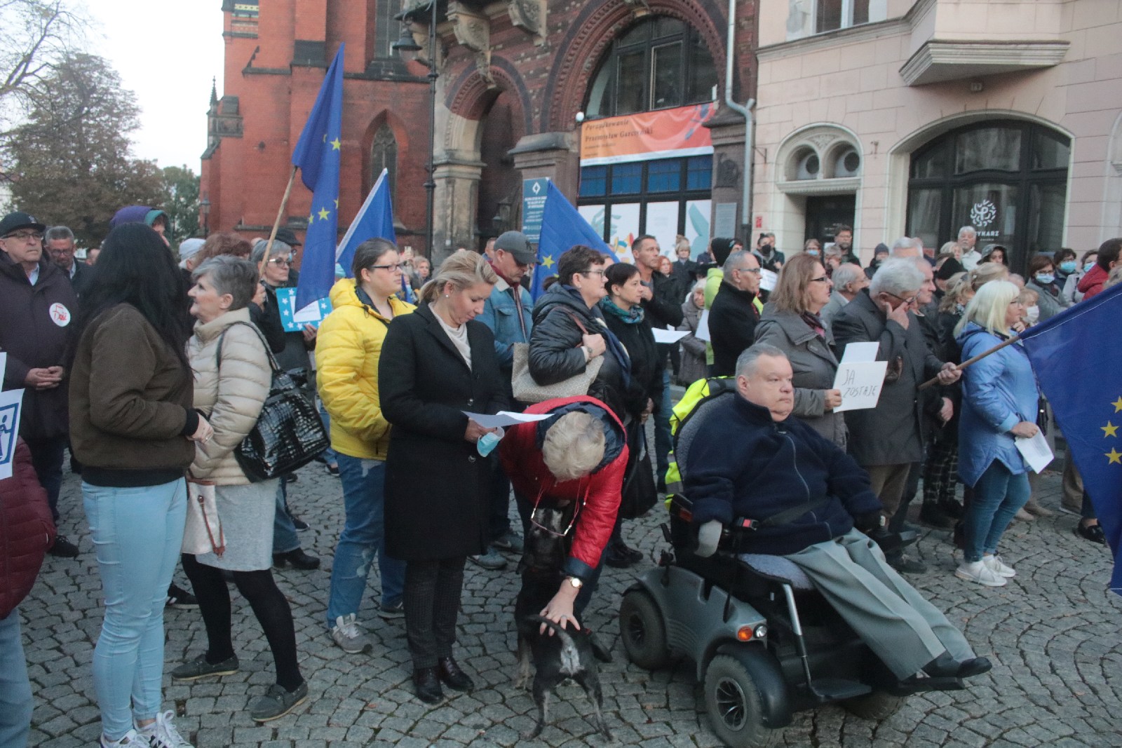 Legniczanie nie chcą polexitu. Protestowali w centrum miasta