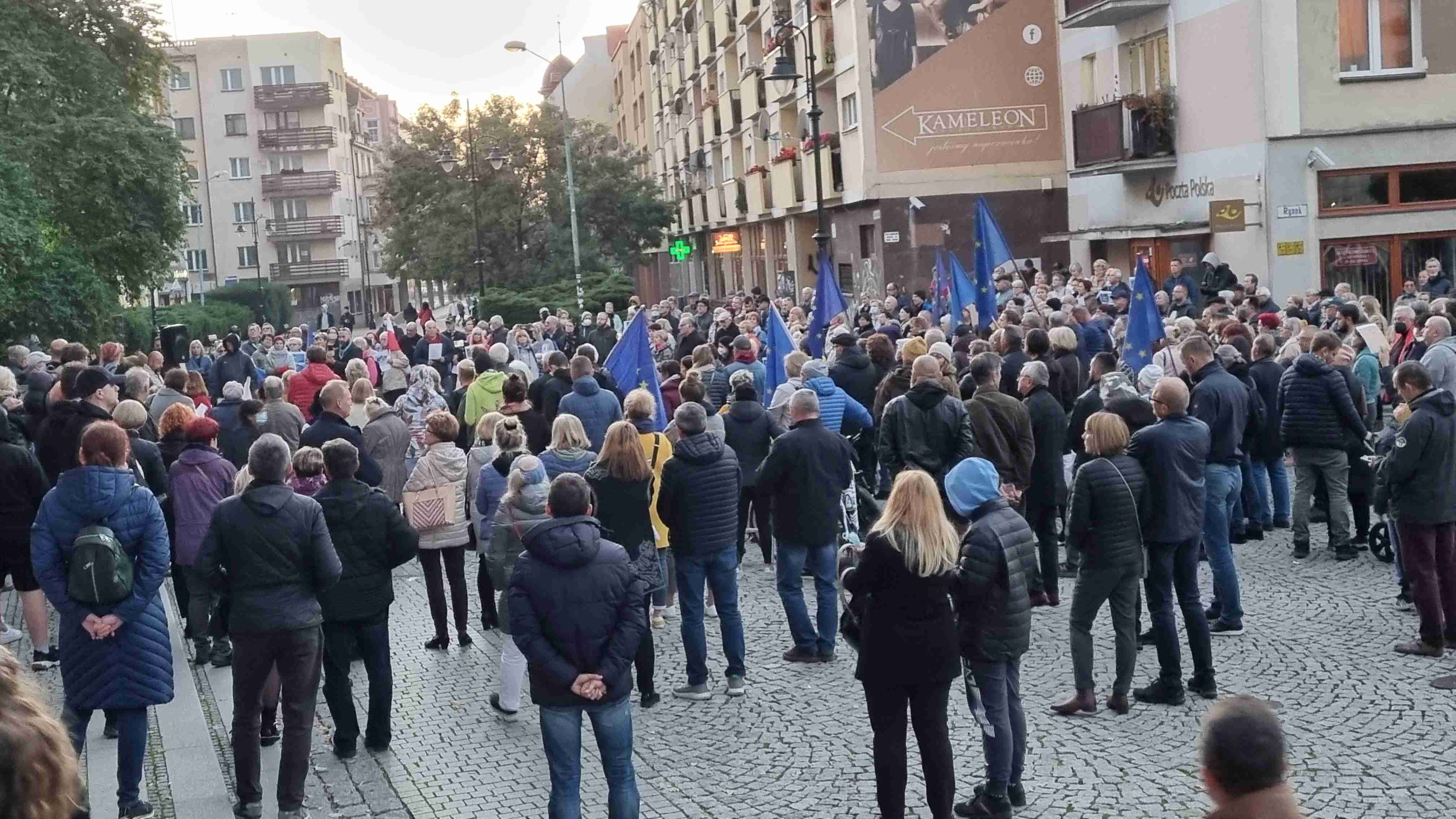 Legniczanie nie chcą polexitu. Protestowali w centrum miasta