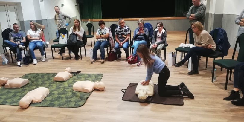 Zorganizował dla mieszkańców Piekar kurs pierwszej pomocy