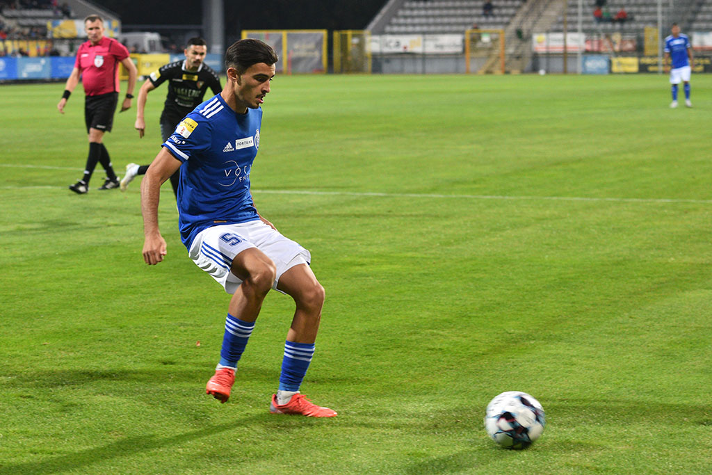 1 liga: Miedź Legnica - Zagłębie Sosnowiec 4:0 (2:0)
