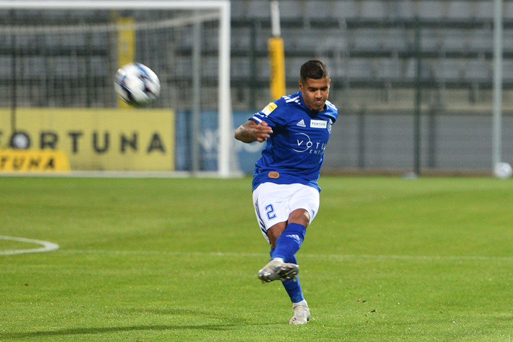 1 liga: Miedź Legnica - Zagłębie Sosnowiec 4:0 (2:0)