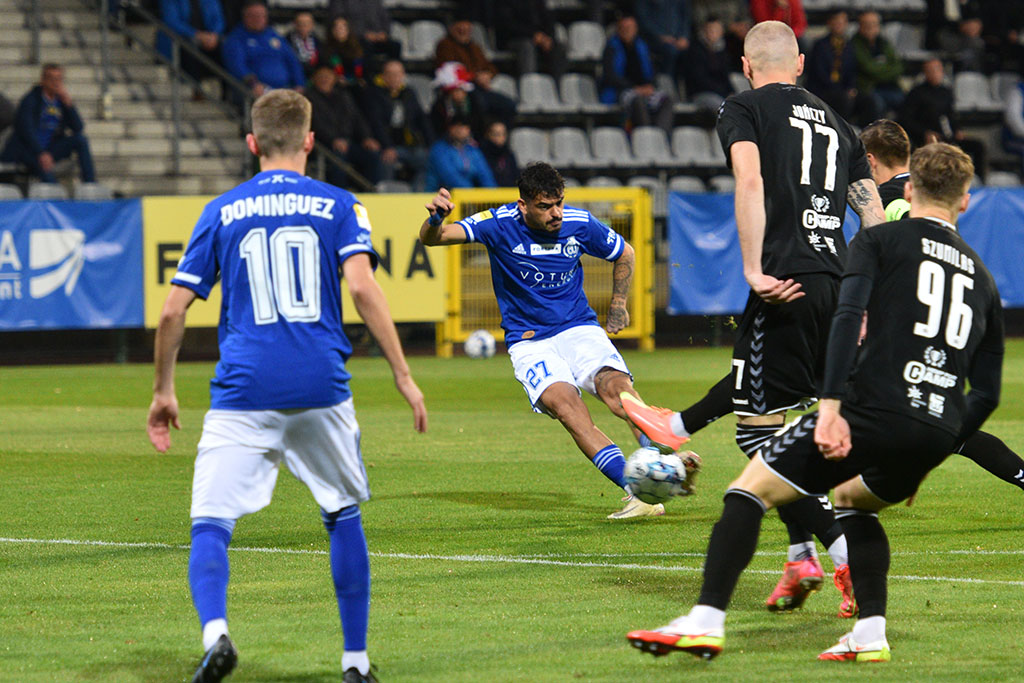 1 liga: Miedź Legnica - Zagłębie Sosnowiec 4:0 (2:0)