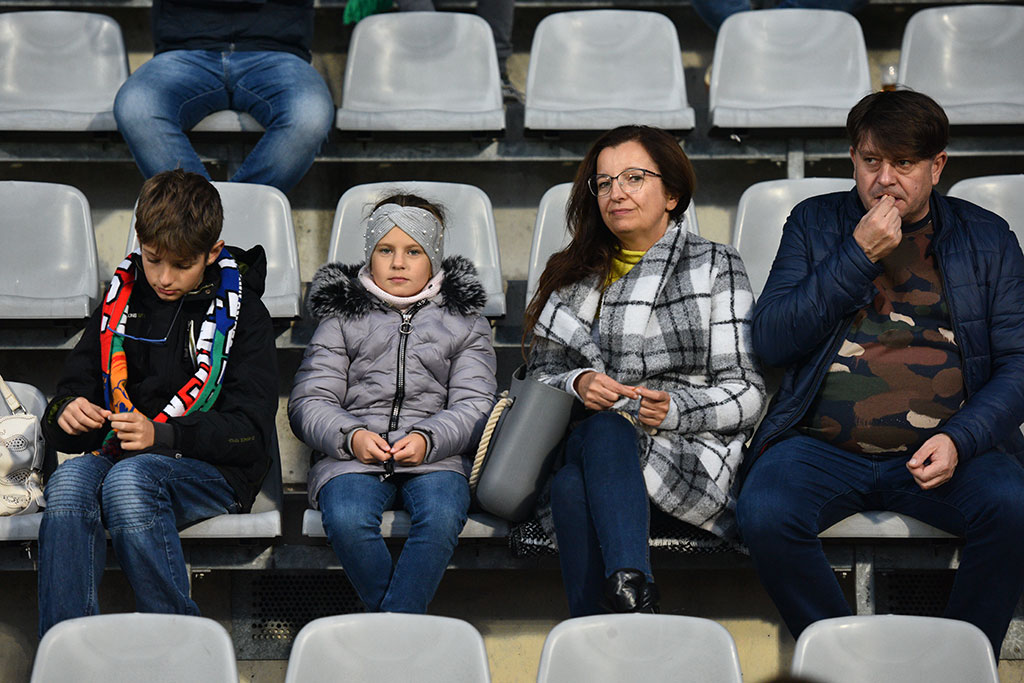 Znajdź się na zdjęciach. Miedź Legnica-Zagłębie Sosnowie