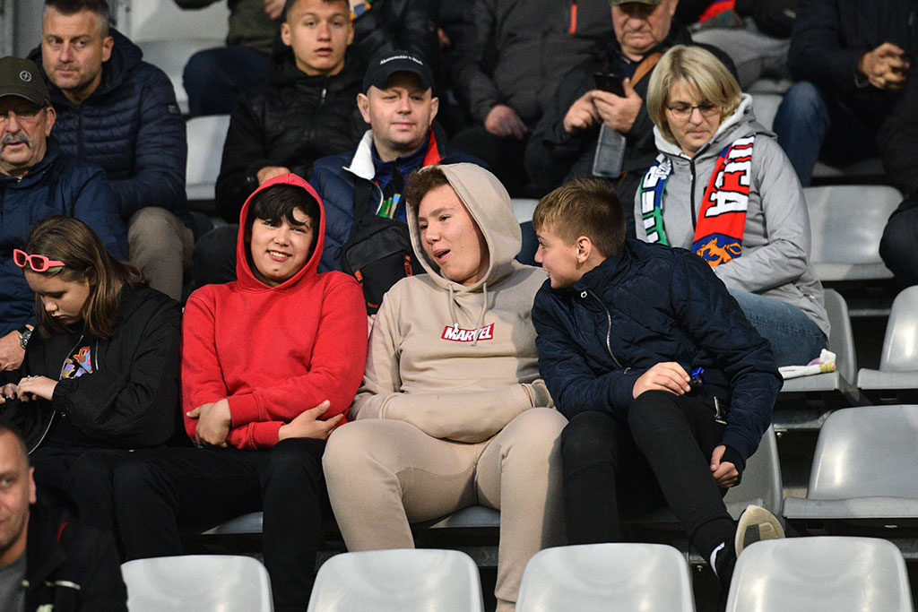 Znajdź się na zdjęciach. Miedź Legnica-Zagłębie Sosnowie