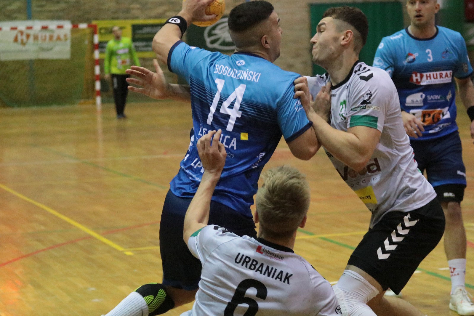 Lider Ligi Centralnej wysoko pokonał Siódemkę Miedź Huras