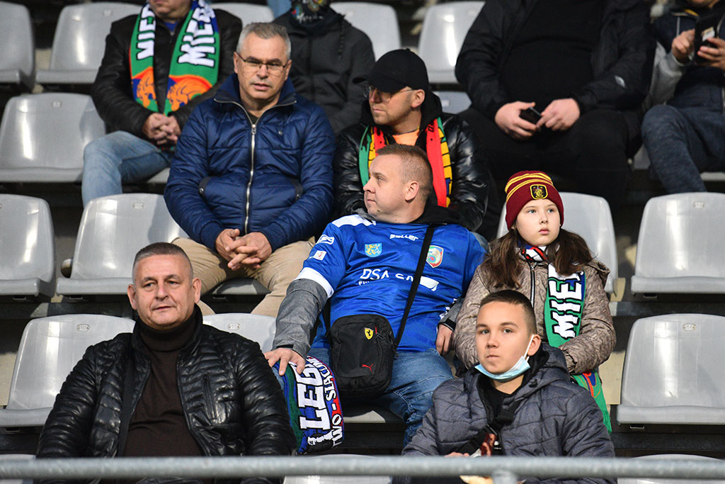 Znajdź się na zdjęciach. Miedź Legnica-Zagłębie Sosnowie