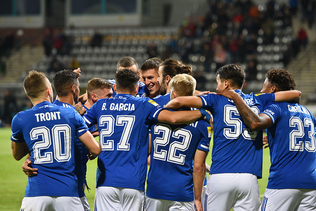 1 liga: Miedź Legnica - Zagłębie Sosnowiec 4:0 (2:0)