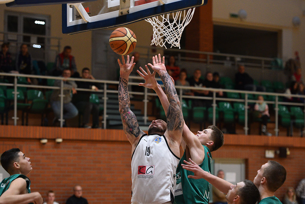 Basket pokonał we własnej hali Exact Systems Śląsk Wrocław
