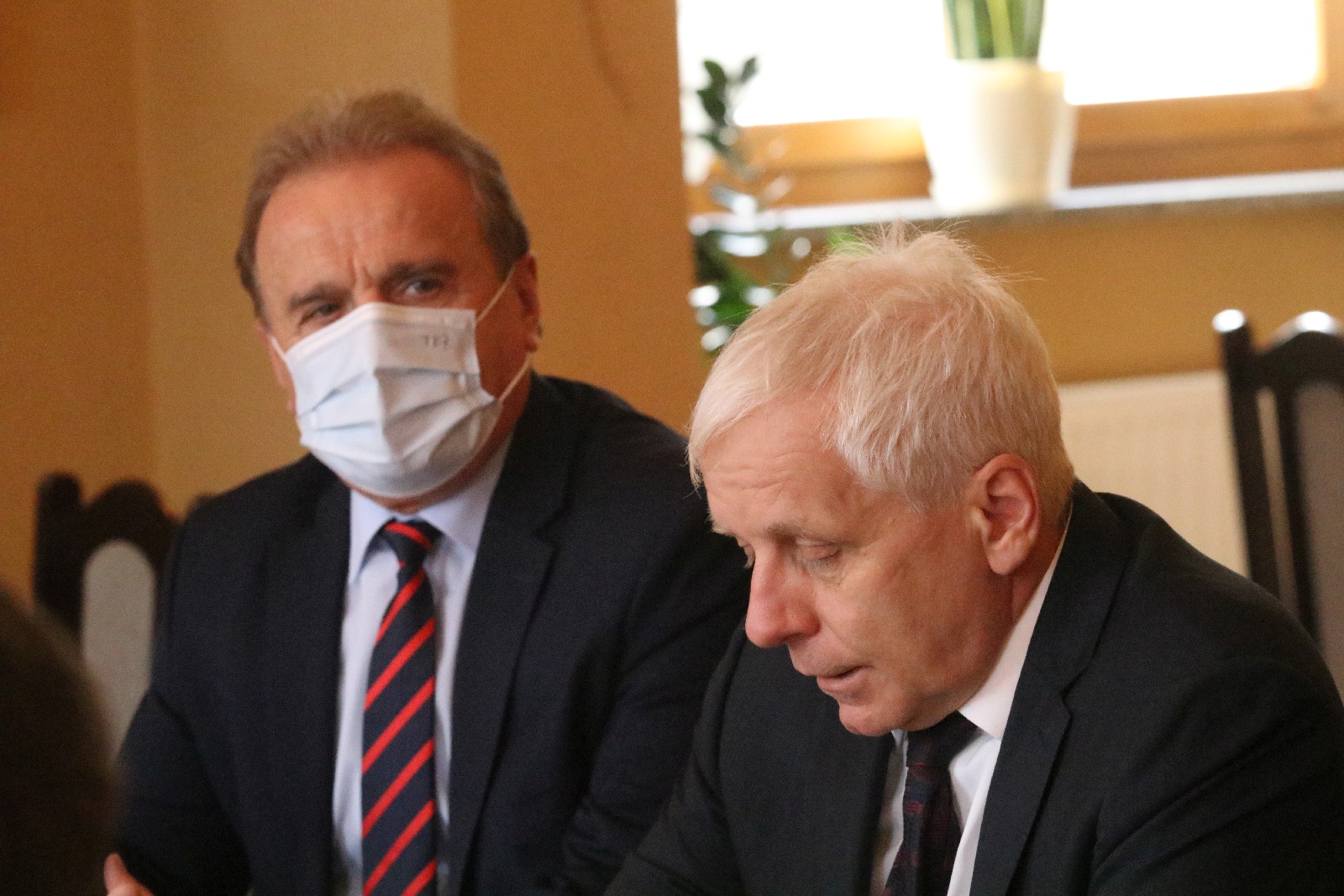 Wojewoda Obremski na konwencie wójtów powiatu legnickiego