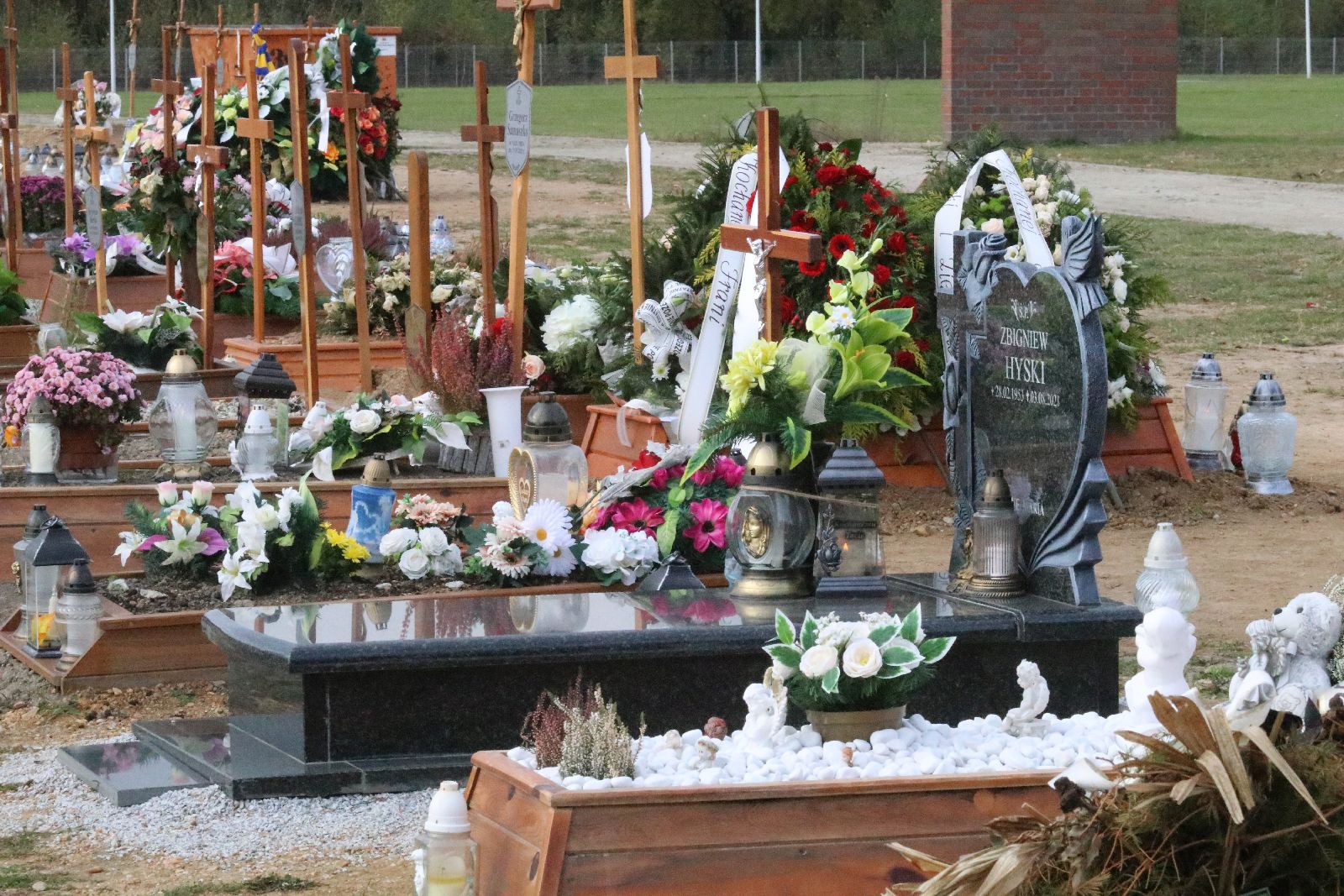 Cmentarz komunalny dla miasta Legnicy w Jaszkowie