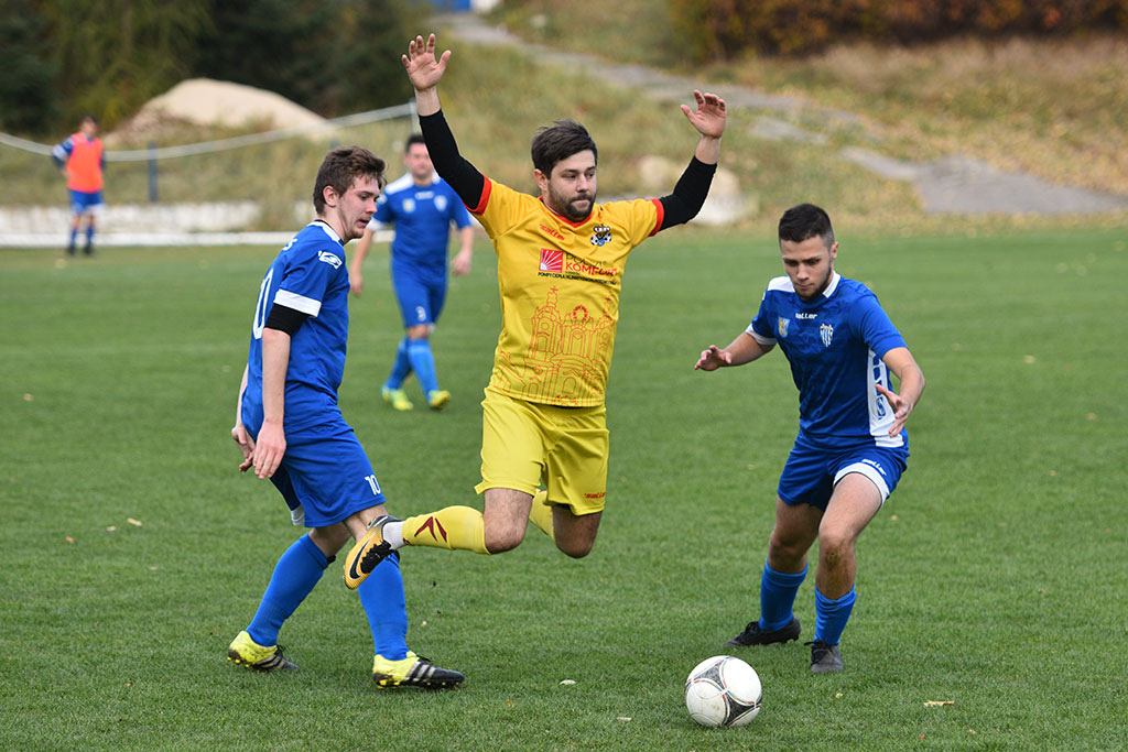 Derby na Grabskiego. Konfeks wysoko pokonał KS Legnickie Pole