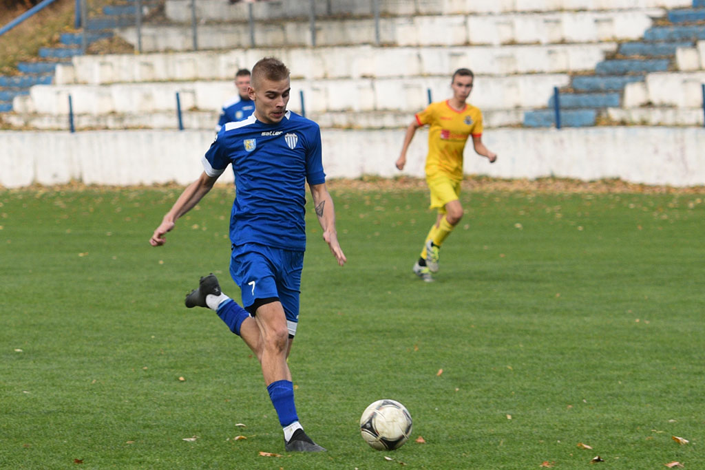 Derby na Grabskiego. Konfeks wysoko pokonał KS Legnickie Pole