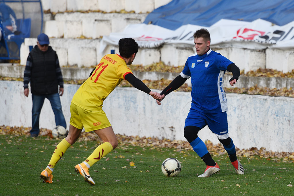 Derby na Grabskiego. Konfeks wysoko pokonał KS Legnickie Pole