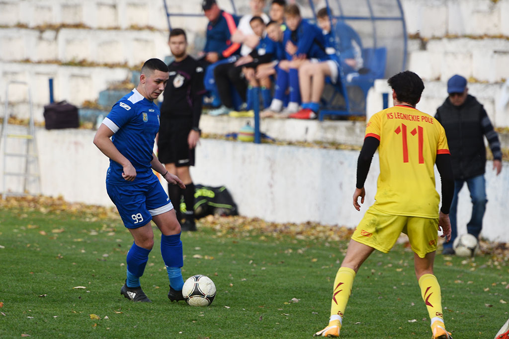 Derby na Grabskiego. Konfeks wysoko pokonał KS Legnickie Pole