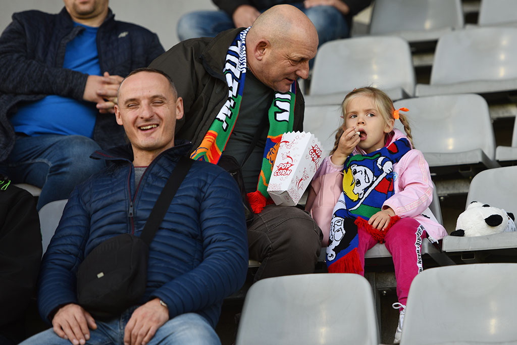 Kibice na meczu Miedź Legnica - Arka Gdynia