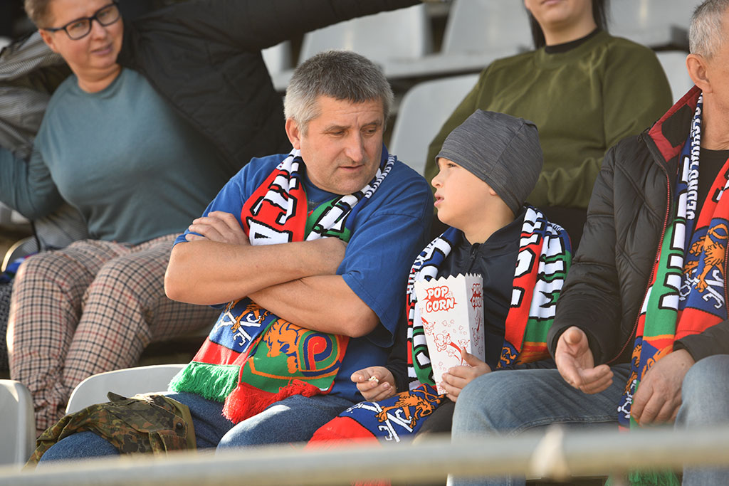Kibice na meczu Miedź Legnica - Arka Gdynia