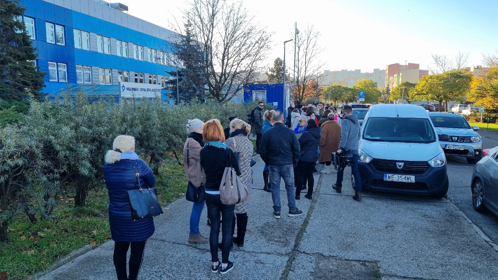 Pracownicy legnickiego MOPS-u i DPS-u protestują oddając krew