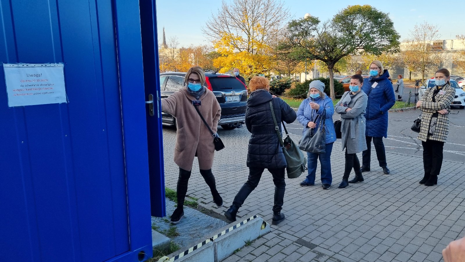 Pracownicy legnickiego MOPS-u i DPS-u protestują oddając krew