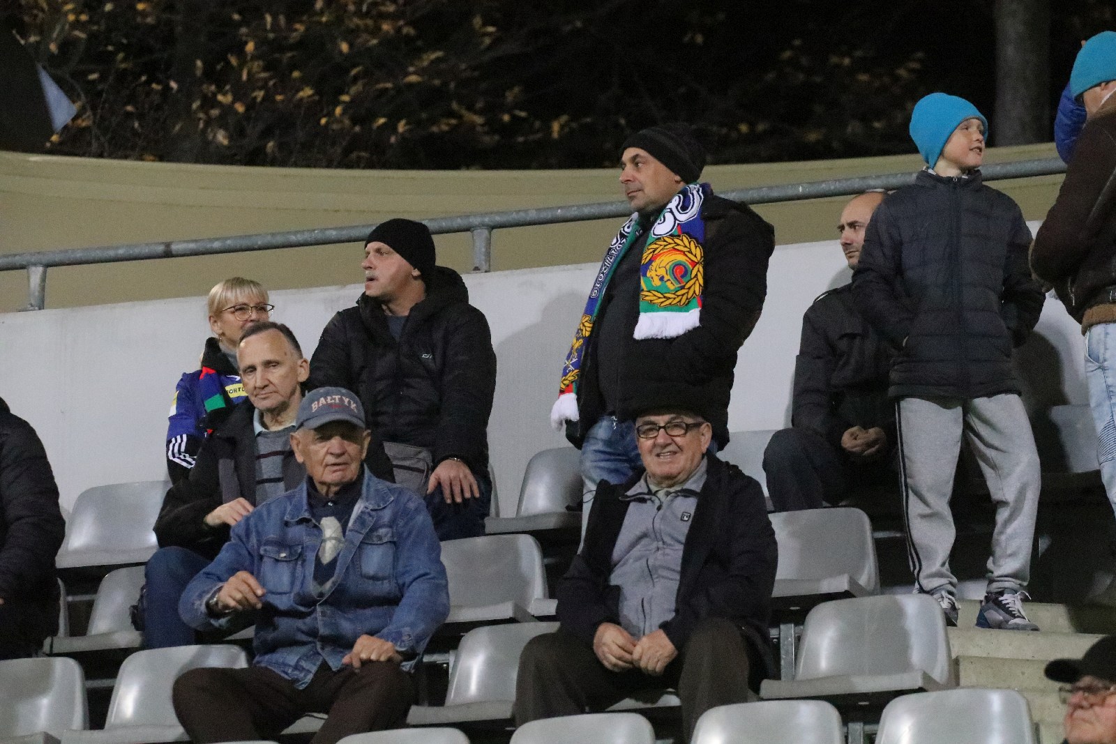Mimo dopingu kibiców piłkarze Miedzi nie dali rady Łęcznej