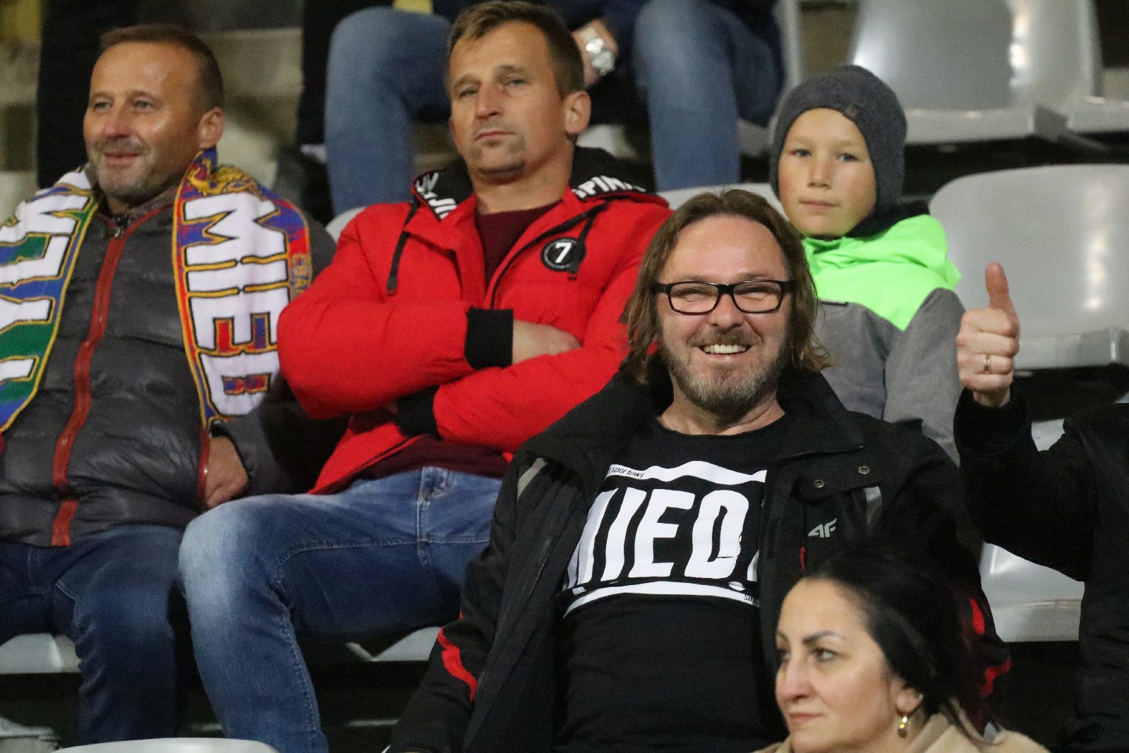 Mimo dopingu kibiców piłkarze Miedzi nie dali rady Łęcznej