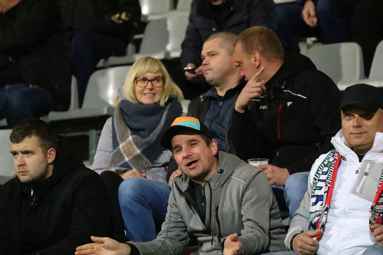 Mimo dopingu kibiców piłkarze Miedzi nie dali rady Łęcznej