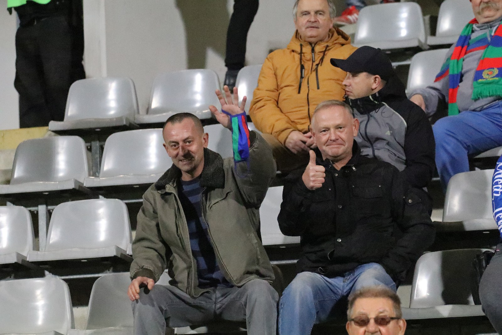 Mimo dopingu kibiców piłkarze Miedzi nie dali rady Łęcznej