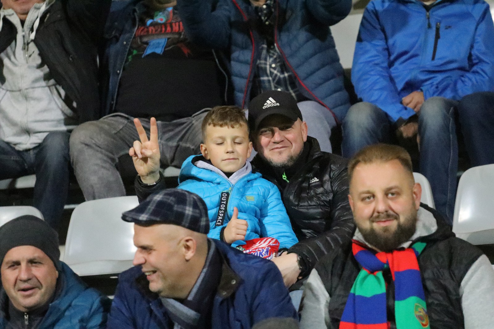 Mimo dopingu kibiców piłkarze Miedzi nie dali rady Łęcznej