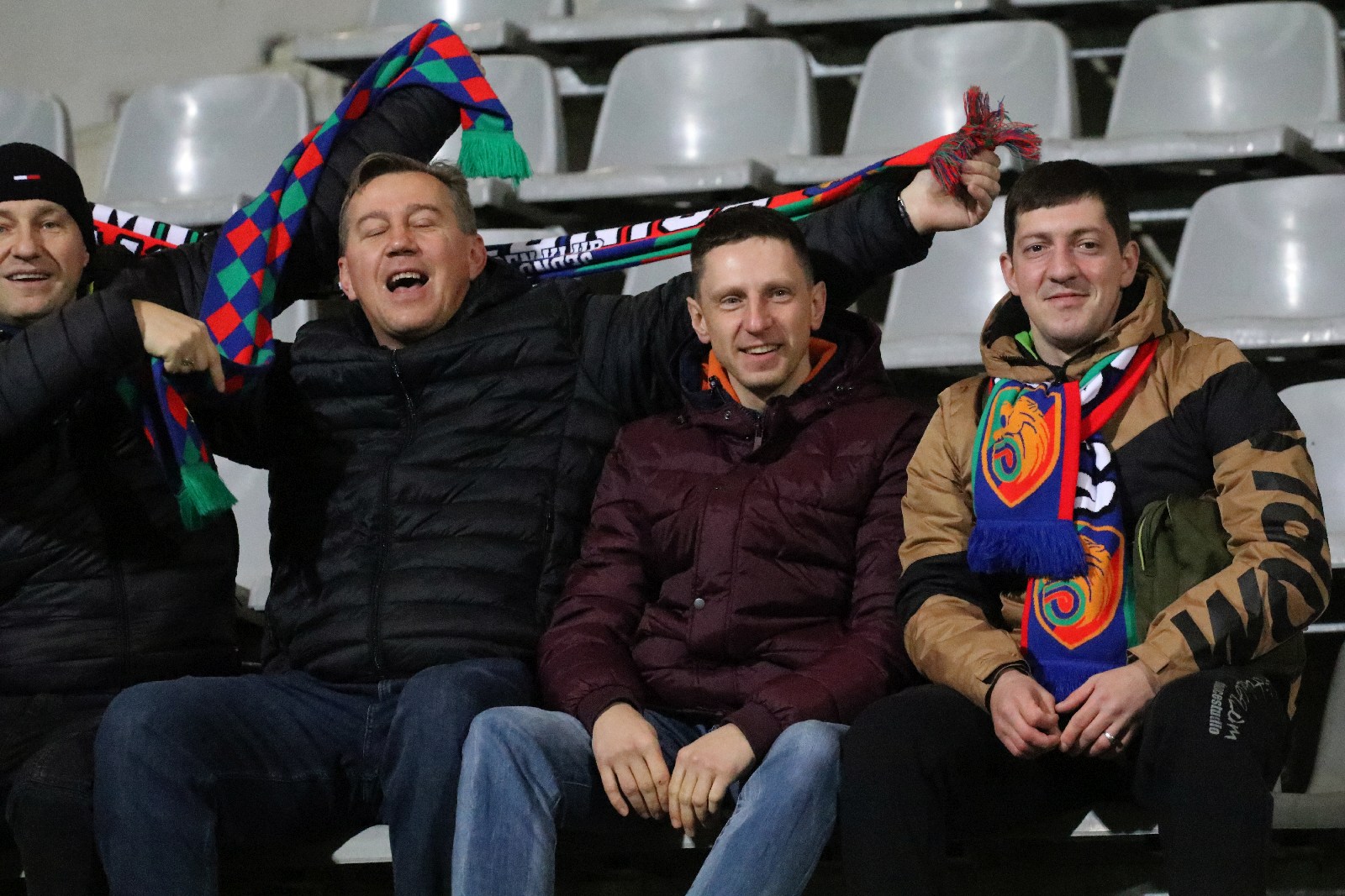 Mimo dopingu kibiców piłkarze Miedzi nie dali rady Łęcznej