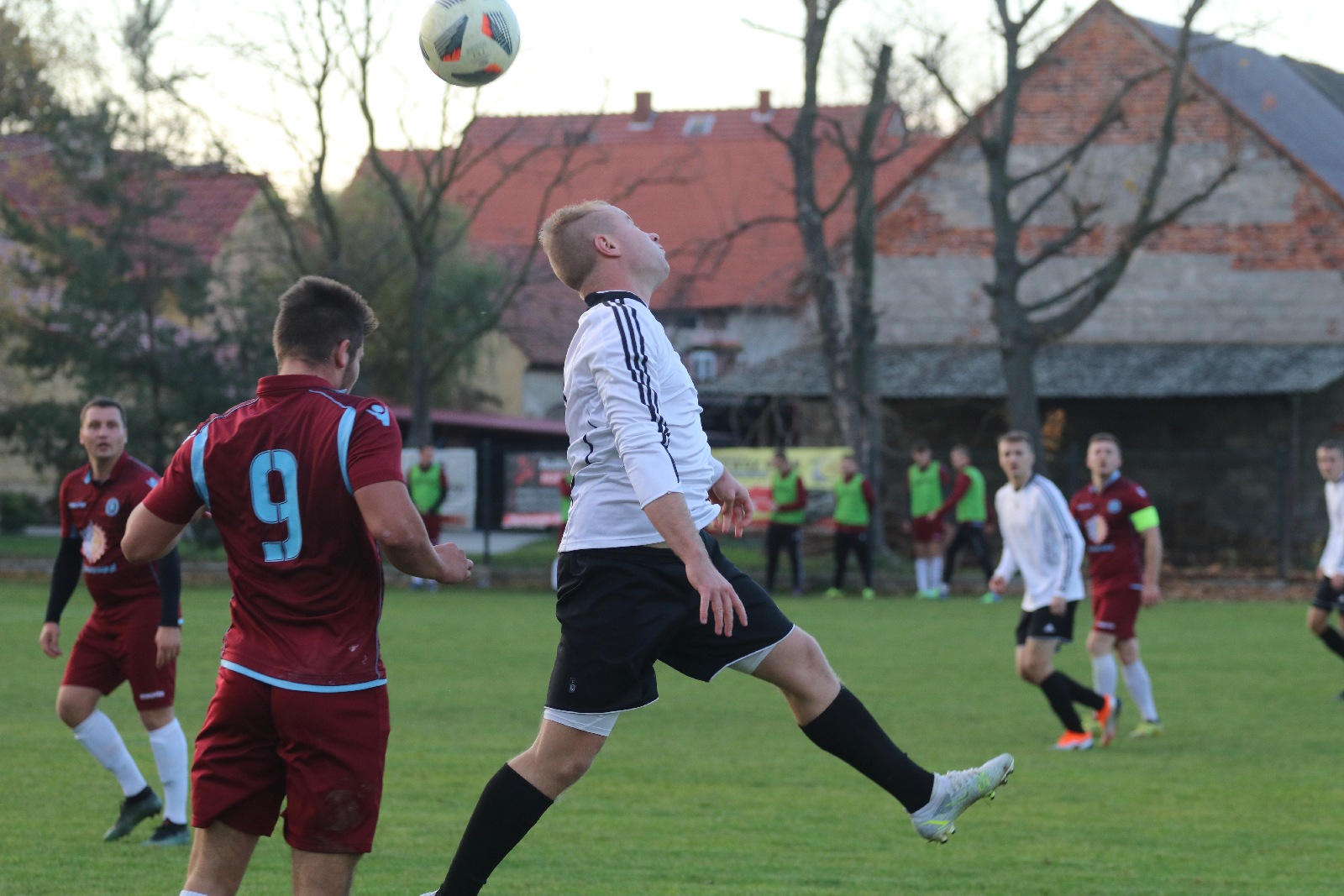 Podział punktów w Koskowicach. Błękitni zremisowali z Orkanem