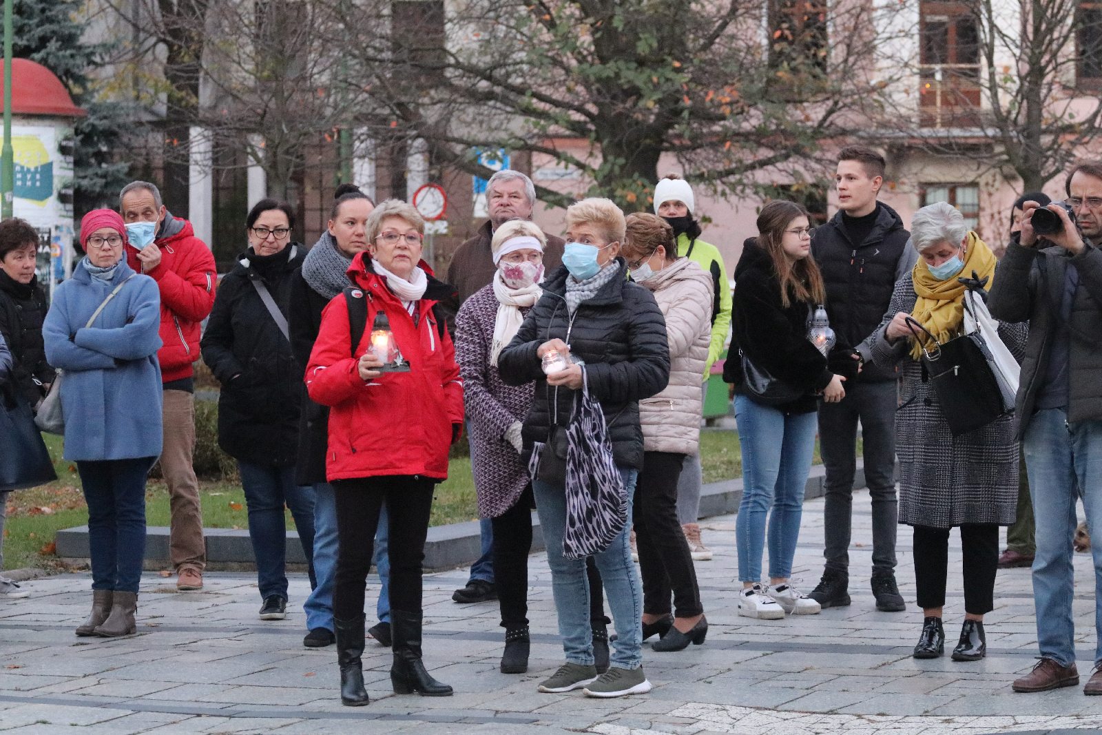 „Ani jednej więcej”. Milczący protest w Legnicy