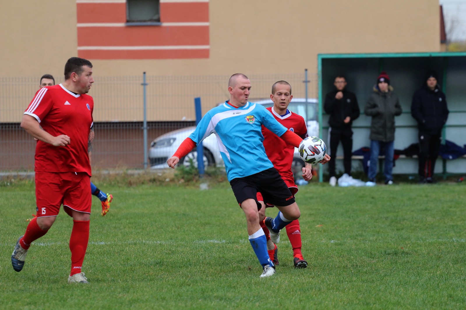 Derby gminy w Klasie B. Rezerwy Kaczawy wygrały z Unią