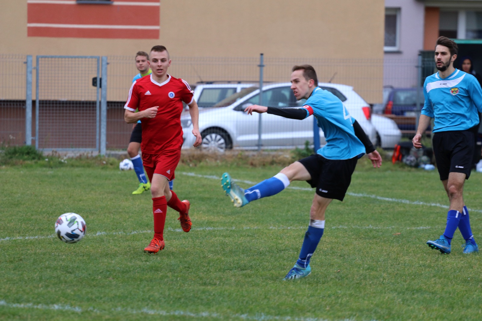 Derby gminy w Klasie B. Rezerwy Kaczawy wygrały z Unią