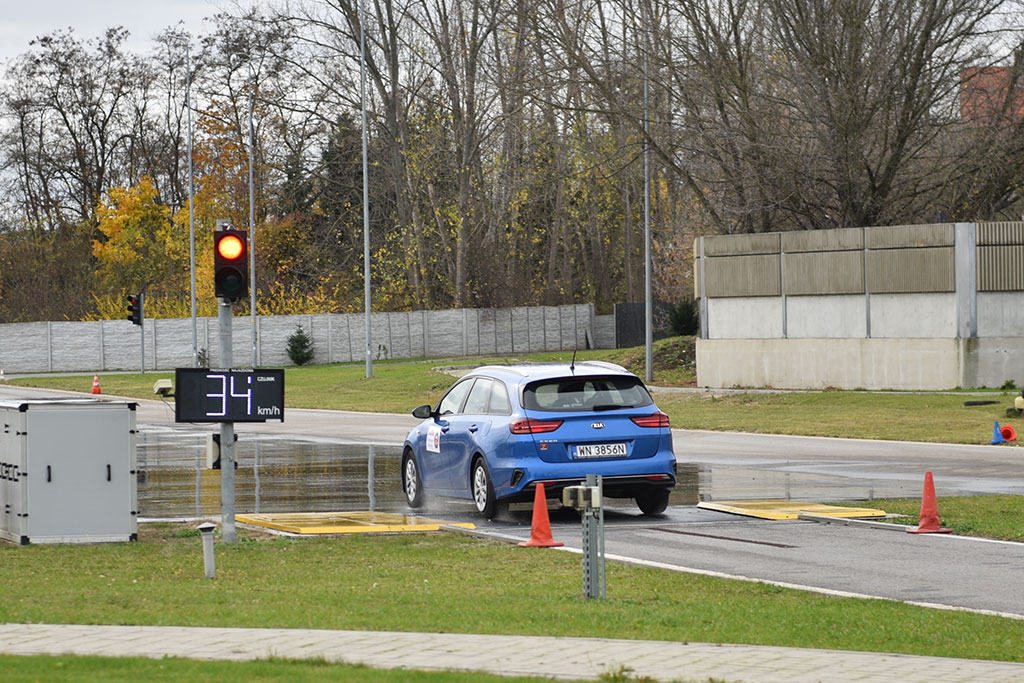 Mistrzowie w drodze.Młodzi kierowcy uczyli się bezpiecznej jazdy