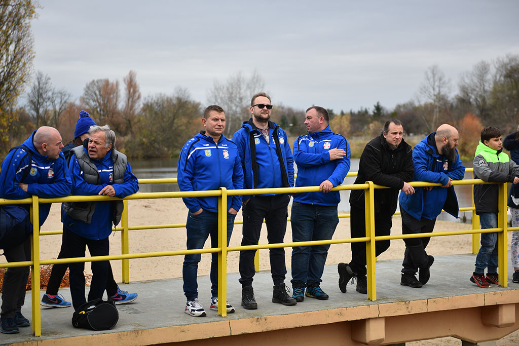 Pierwsze zanurzenie Legnickich Morsów. Sezon kąpieli rozpoczęty