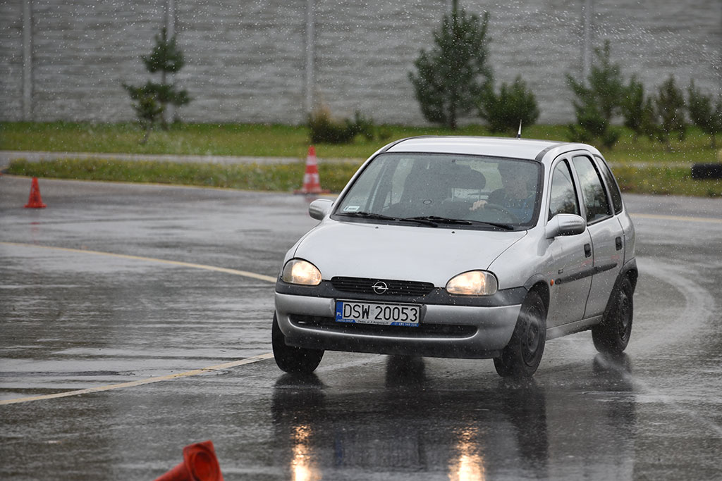 Mistrzowie w drodze.Młodzi kierowcy uczyli się bezpiecznej jazdy