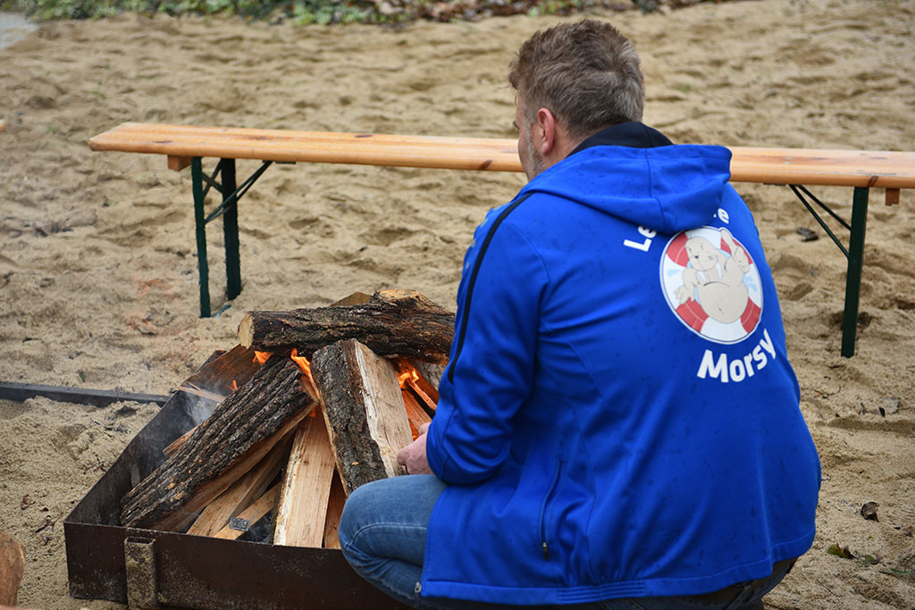 Pierwsze zanurzenie Legnickich Morsów. Sezon kąpieli rozpoczęty