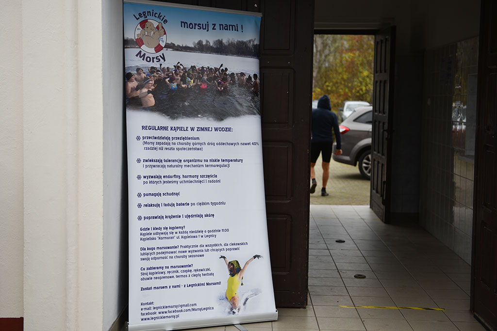 Pierwsze zanurzenie Legnickich Morsów. Sezon kąpieli rozpoczęty