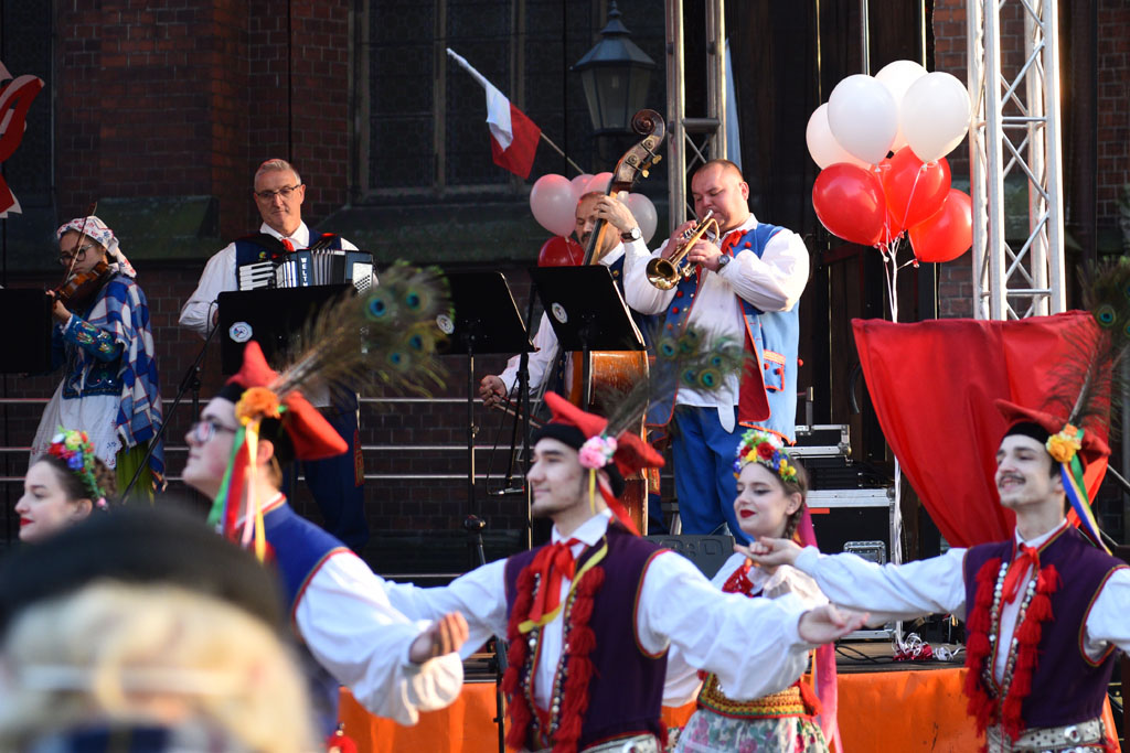 Kilka godzin trwał Legnicki Piknik Patriotyczny 2021
