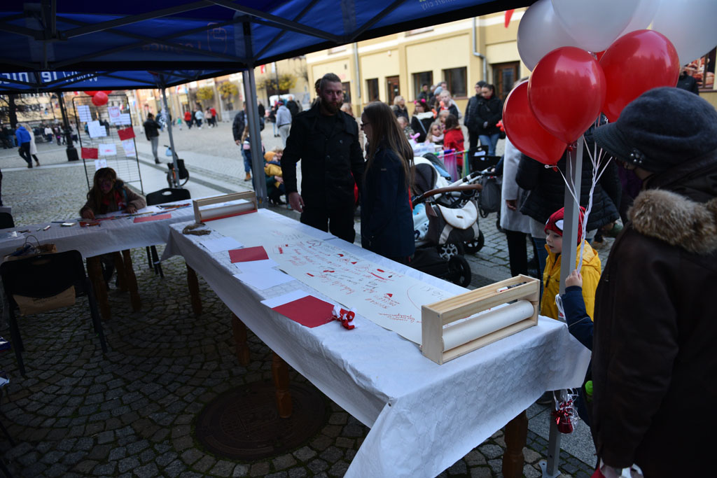Kilka godzin trwał Legnicki Piknik Patriotyczny 2021
