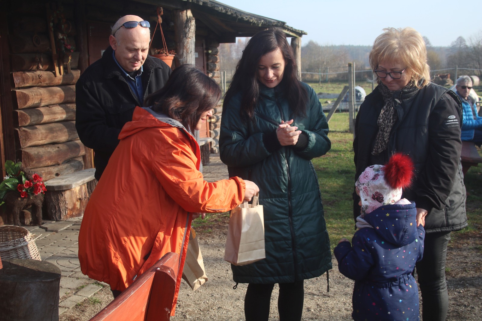 „Hania w Krainie Danieli” rymowanki autorstwa Guzickiego