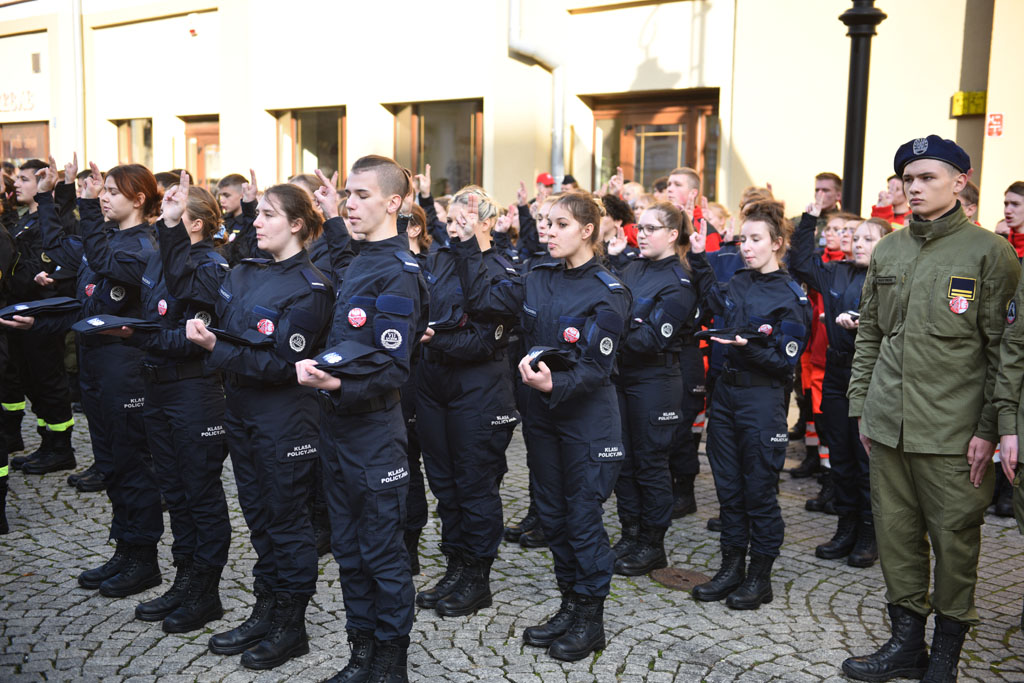 Złożyli rotę ślubowania w dniu święta niepodległości