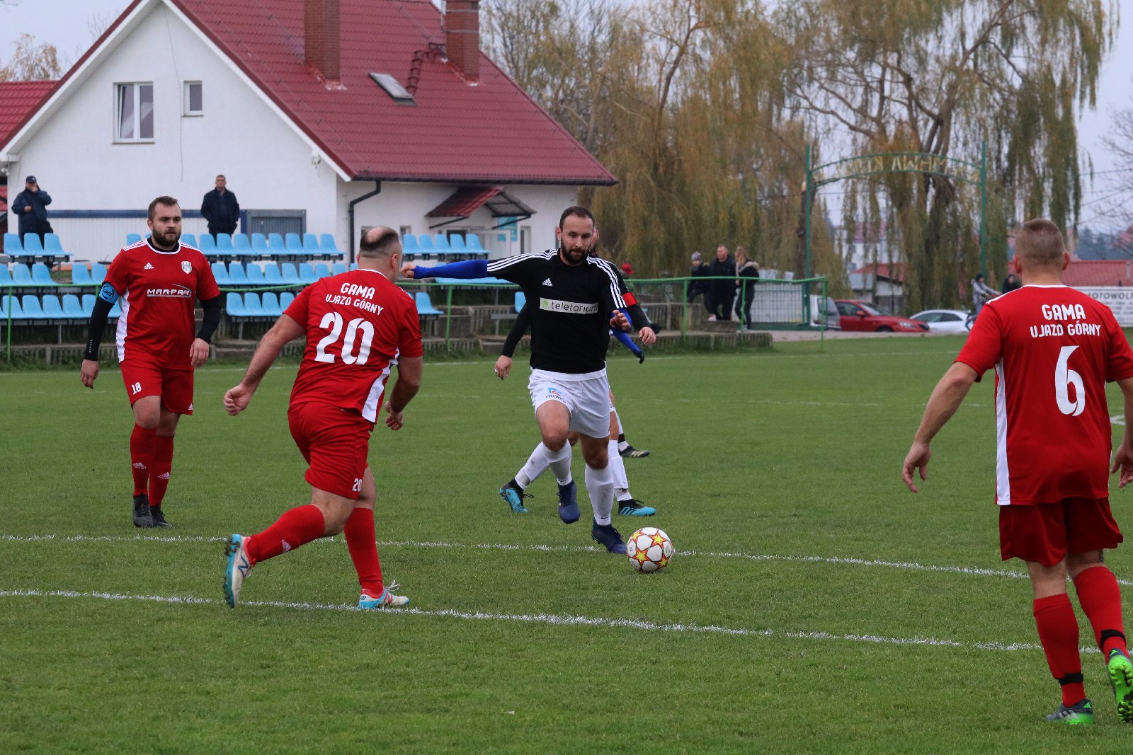 Mewa II Kunice ratuje punkt w starciu z Ujazdem Górnym