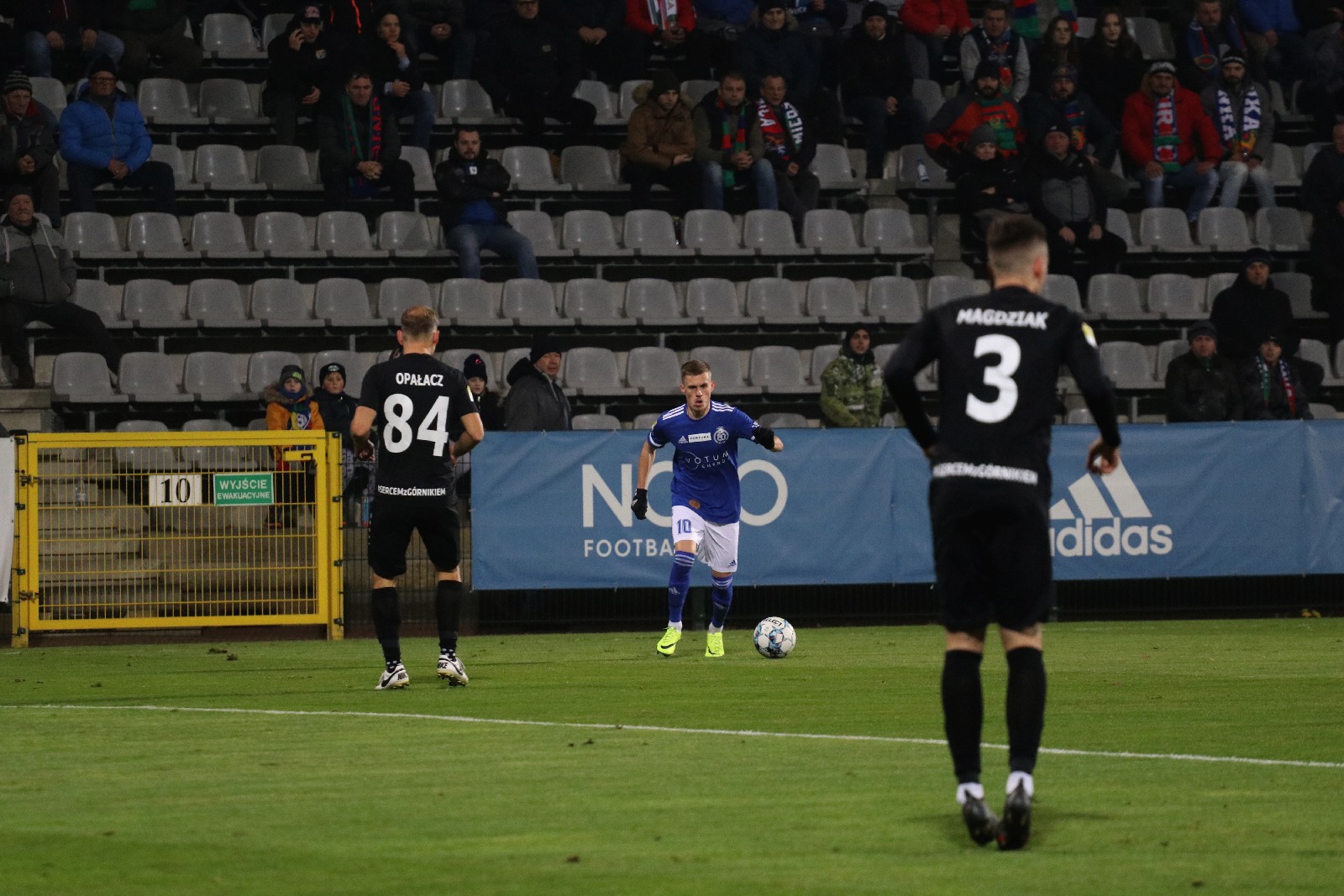Miedź pokonuje Górnika Polkowice i zostaje liderem 1. ligi