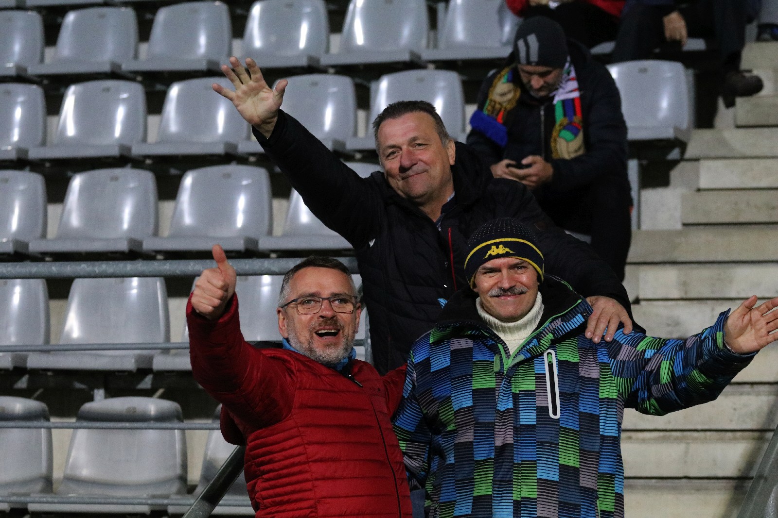 Kibice na meczu Miedź Legnica - Górnik Polkowice. Znajdź siebie!