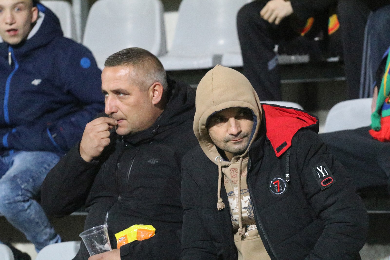 Kibice na meczu Miedź Legnica - Górnik Polkowice. Znajdź siebie!