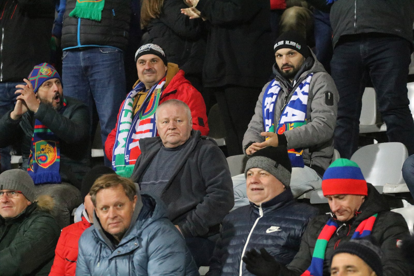 Kibice na meczu Miedź Legnica - Górnik Polkowice. Znajdź siebie!