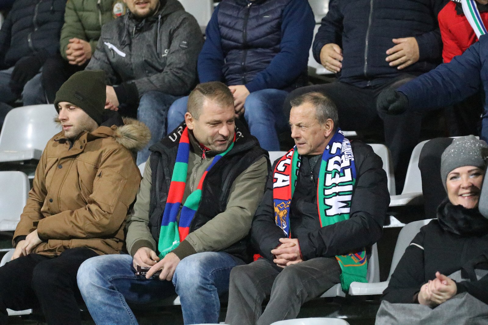 Kibice na meczu Miedź Legnica - Górnik Polkowice. Znajdź siebie!