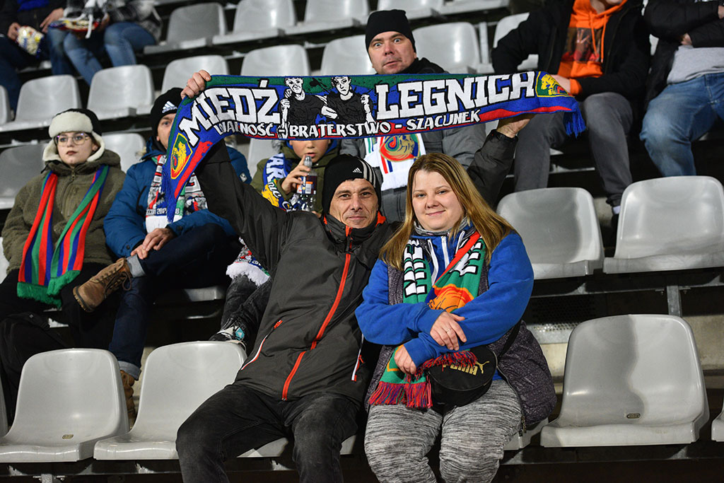 Kibice na meczu Miedź - Odra. Znajdź się na zdjęciach