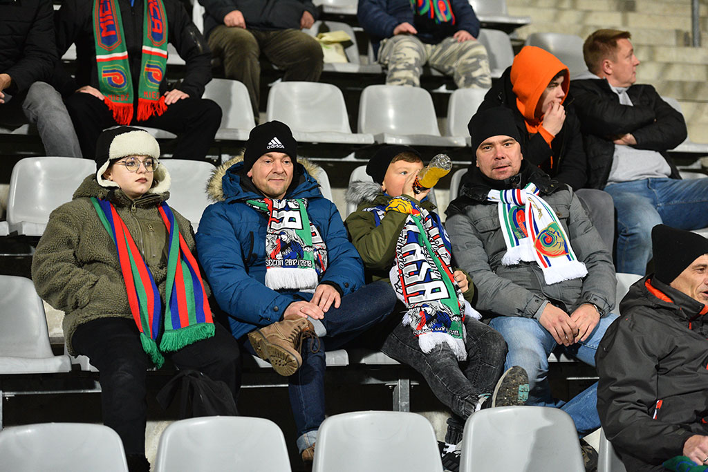 Kibice na meczu Miedź - Odra. Znajdź się na zdjęciach