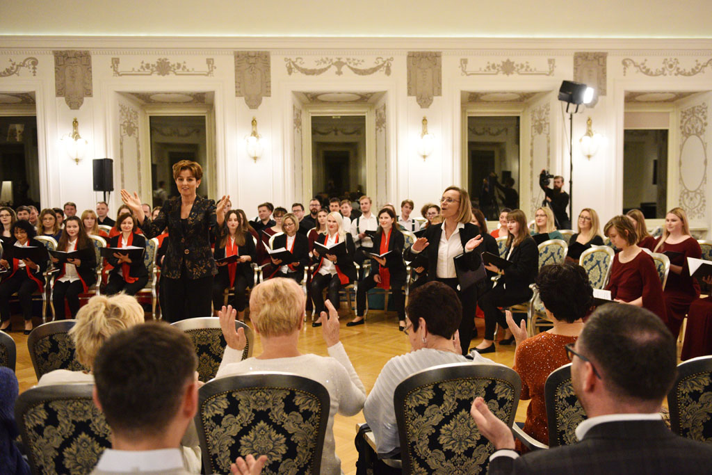 W chórze śpiewać każdy może. Show Agnieszki Fraków-Żelazny